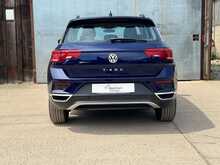 Volkswagen T-Roc TSI SE 