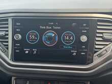Volkswagen T-Roc TSI SE 