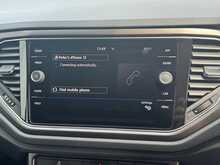 Volkswagen T-Roc TSI SE 