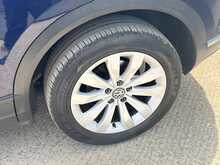 Volkswagen T-Roc TSI SE 