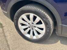 Volkswagen T-Roc TSI SE 