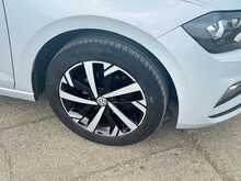 Volkswagen Polo beats 