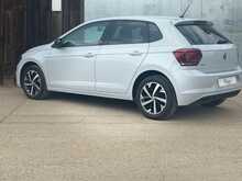 Volkswagen Polo beats 