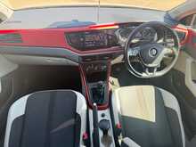 Volkswagen Polo TSI beats 