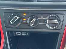 Volkswagen Polo TSI beats 