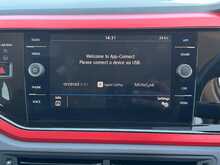 Volkswagen Polo TSI beats 