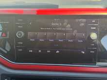Volkswagen Polo TSI beats 