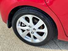 Toyota Yaris VVT-h Excel 