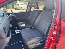 Toyota Yaris VVT-h Excel 