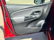 Toyota Yaris VVT-h Excel 