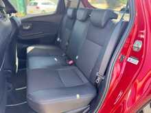 Toyota Yaris VVT-h Excel 