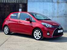 Toyota Yaris VVT-h Excel 