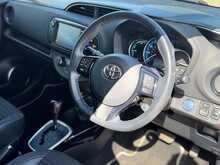 Toyota Yaris VVT-h Excel 