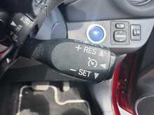 Toyota Yaris VVT-h Excel 