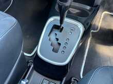 Toyota Yaris VVT-h Excel 