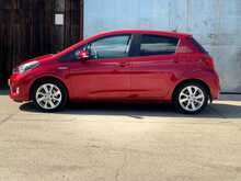 Toyota Yaris VVT-h Excel 