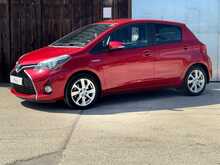 Toyota Yaris VVT-h Excel 
