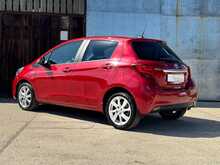Toyota Yaris VVT-h Excel 