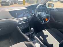 Volkswagen Polo SE 