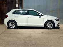 Volkswagen Polo SE 