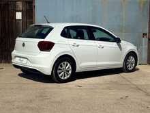 Volkswagen Polo SE 