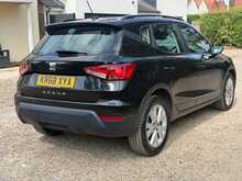 SEAT Arona TSI SE Technology 