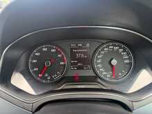 SEAT Arona TSI SE Technology 