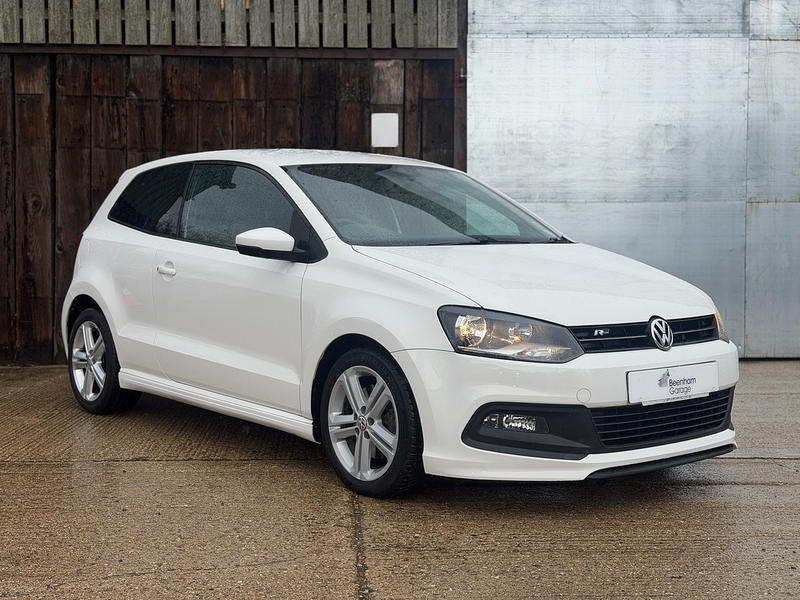 1.2 TSI R-Line Hatchback 3dr Petrol Manual Euro 5 (105 ps)