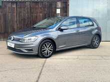 Volkswagen Golf TSI EVO SE Nav 