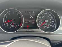 Volkswagen Golf TSI EVO SE Nav 