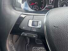 Volkswagen Golf TSI EVO SE Nav 