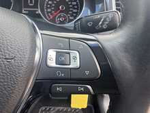 Volkswagen Golf TSI EVO SE Nav 