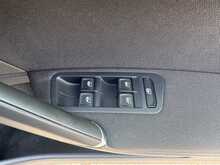 Volkswagen Golf TSI EVO SE Nav 