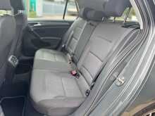 Volkswagen Golf TSI EVO SE Nav 