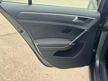Volkswagen Golf TSI EVO SE Nav 