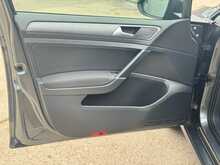 Volkswagen Golf TSI EVO SE Nav 