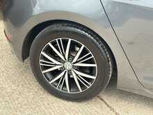 Volkswagen Golf TSI EVO SE Nav 