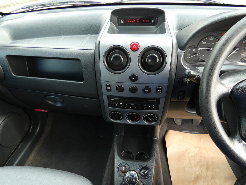 Citroen 2004 54 CITROEN BERLINGO 600D 1.9D LX NO VAT SIMPLE MOTORING