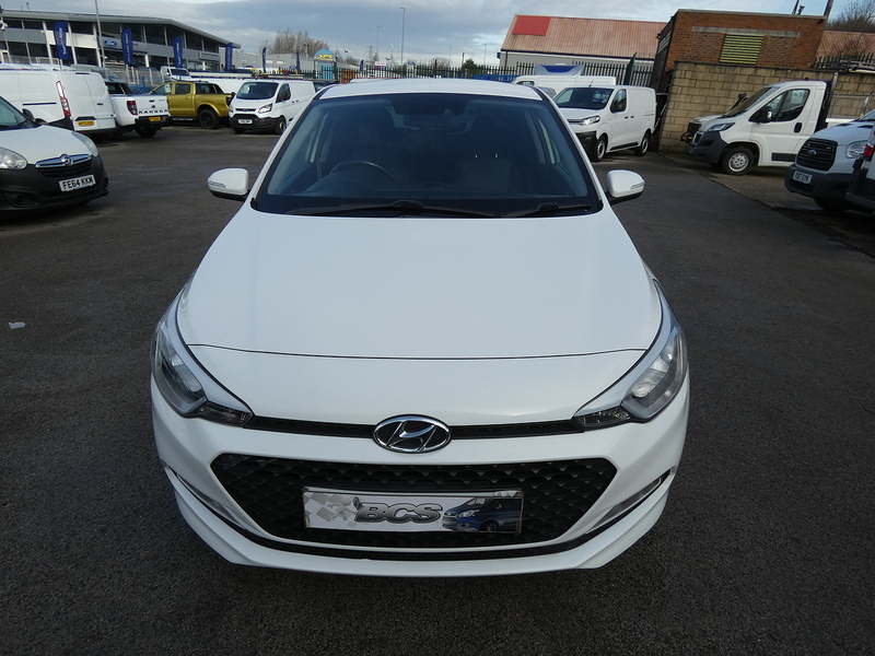 Hyundai 2018 18 HYUNDAI I20 1.4CRDI SE 5 DOOR HATCH STUNNING CAR