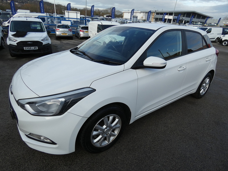 Hyundai 2018 18 HYUNDAI I20 1.4CRDI SE 5 DOOR HATCH STUNNING CAR