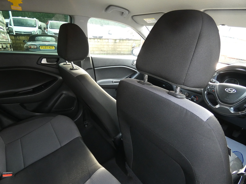 Hyundai 2018 18 HYUNDAI I20 1.4CRDI SE 5 DOOR HATCH STUNNING CAR