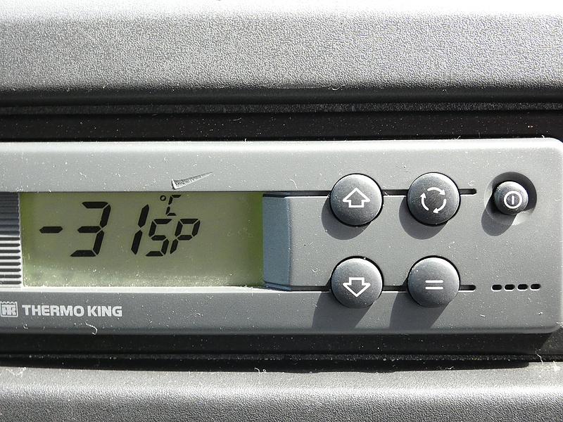 Renault 2015 64 RENAULT MASTER 2.3DCI MWB DUAL COMPARTMENT FREEZER CHILLER THERMO KING