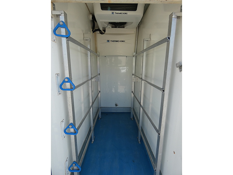 Renault 2015 64 RENAULT MASTER 2.3DCI MWB DUAL COMPARTMENT FREEZER CHILLER THERMO KING