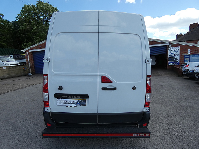 Renault 2015 64 RENAULT MASTER 2.3DCI MWB DUAL COMPARTMENT FREEZER CHILLER THERMO KING