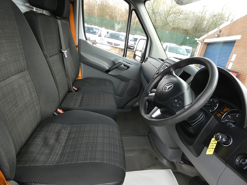 Mercedes-Benz 2014 14 MERCEDES SPRINTER 313 CDI AUTO BOX 3.3M TIPPER STUNING VAN