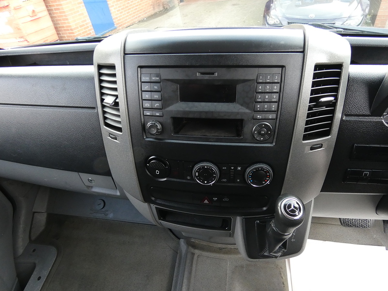 Mercedes-Benz 2014 14 MERCEDES SPRINTER 313 CDI AUTO BOX 3.3M TIPPER STUNING VAN