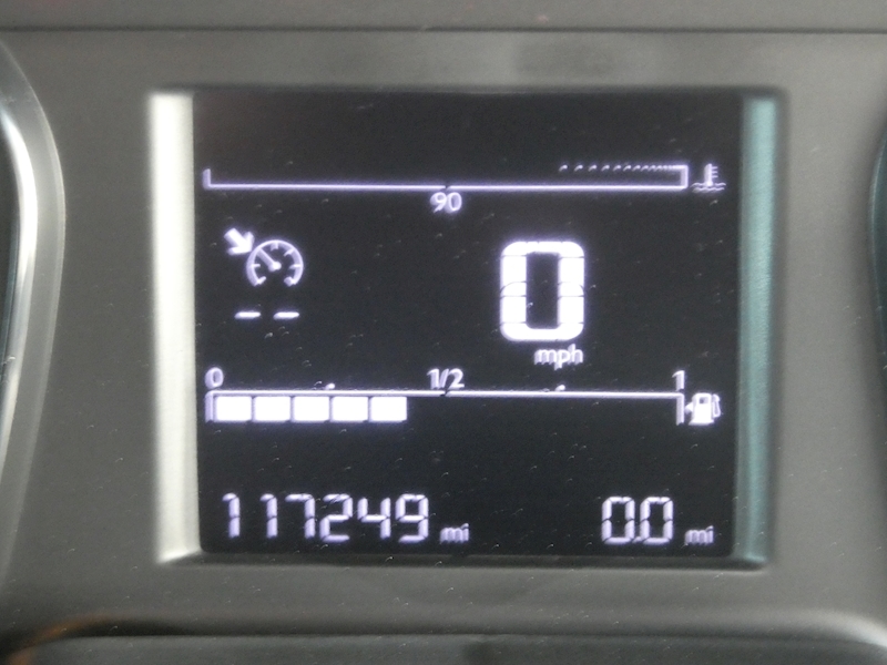 Peugeot 2017 17 PEUGEOT EXPERT 1.6HDI 6 SEAT CREW 2 CAGE DOG VAN EURO 6