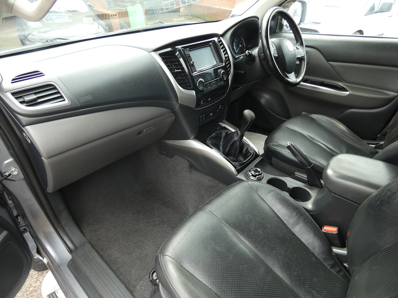 Fiat 2017 17 FIAT FULLBACK 2.4D LX DOUBLE CAB ONLY 74K NO VAT