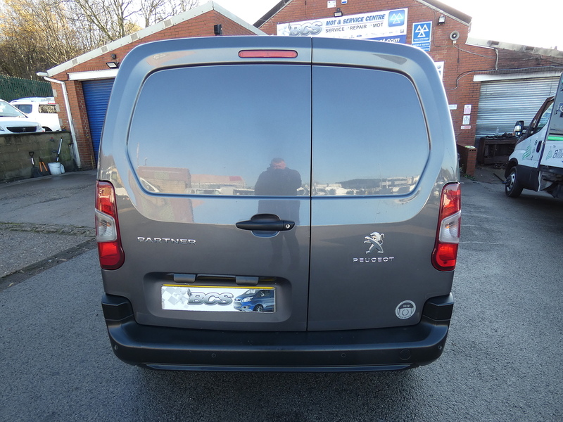 Peugeot 2019 69 PEUGEOT PARTNER 1.6 BLUEHDI 1000 PROFESSIONAL L1H1 SWB NO VAT