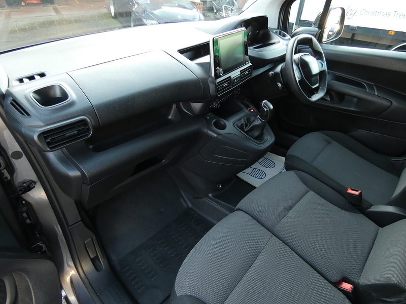 Peugeot 2019 69 PEUGEOT PARTNER 1.6 BLUEHDI 1000 PROFESSIONAL L1H1 SWB NO VAT